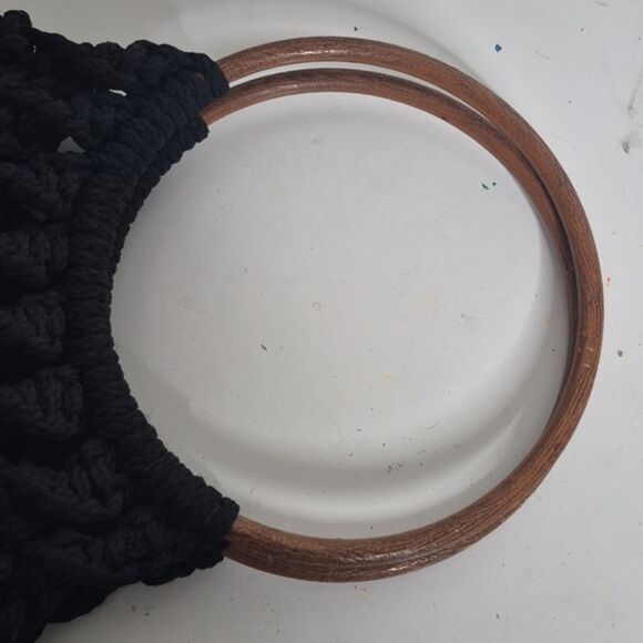 Vintage 60s 70s Black Macrame Woven Wood Handle Bag - Picture 3 of 5